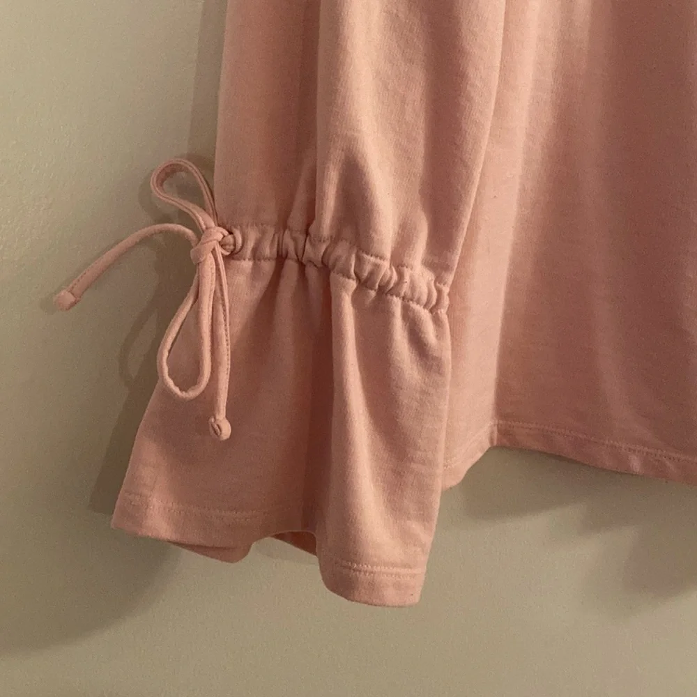Crown and ivy sweatshirt. Pink.  XL - Picture 3 of 5